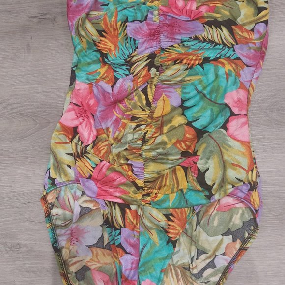 Longitude Swimsuit- Vintage - Picture 3 of 8